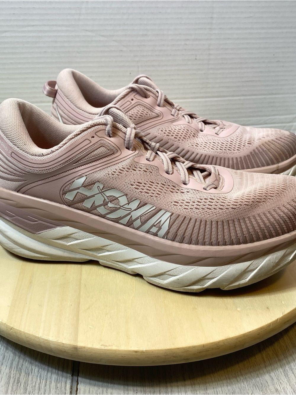 HOKA One One Bondi 7 Women’s Running Shoes Size 9 Pink Mesh Athletic Sneakers
